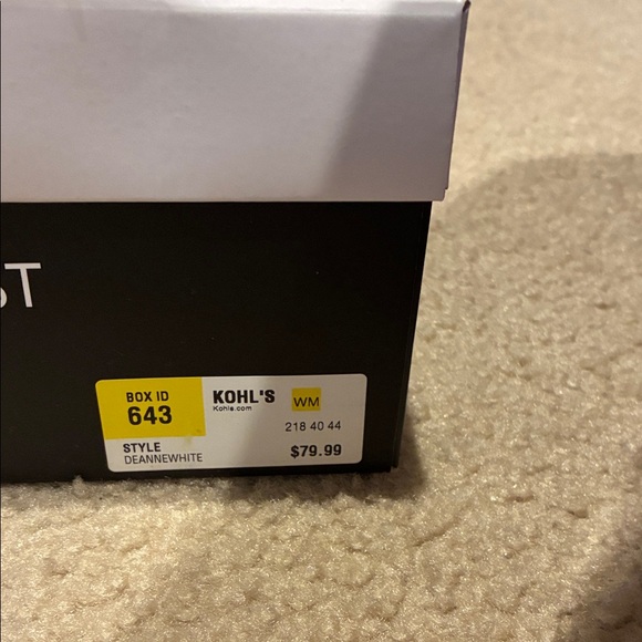 Nine West White Strappy Heels - Picture 10 of 10